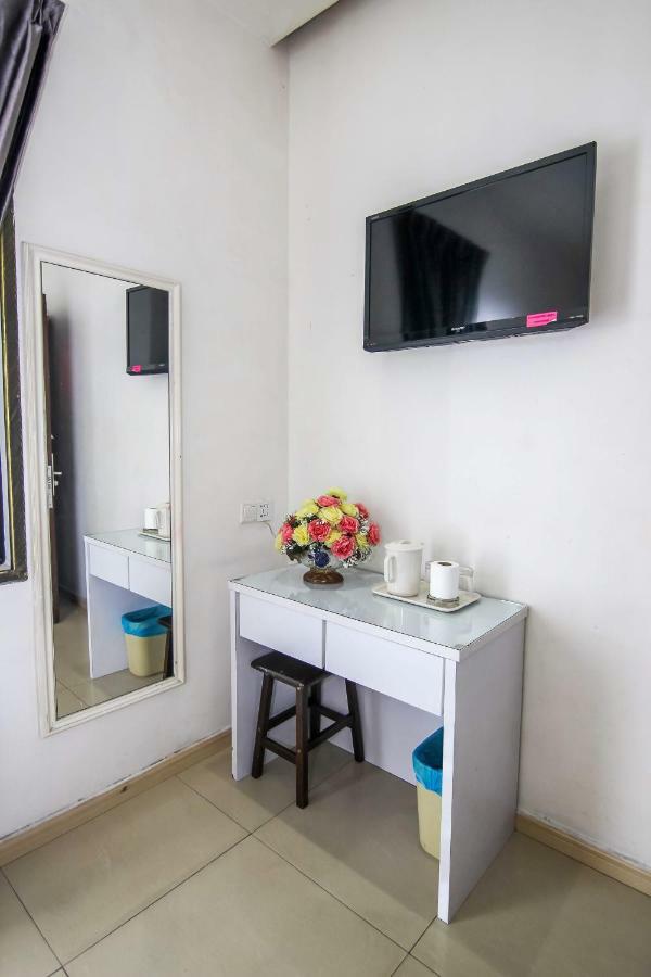 Rose cabaña Hotel Impian Senai Johor Bahru Exterior foto